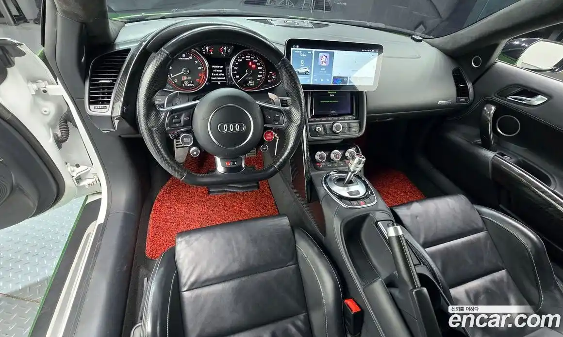 Audi R8 2015 5.2 Автомат в Москве № 159313, фото 4
