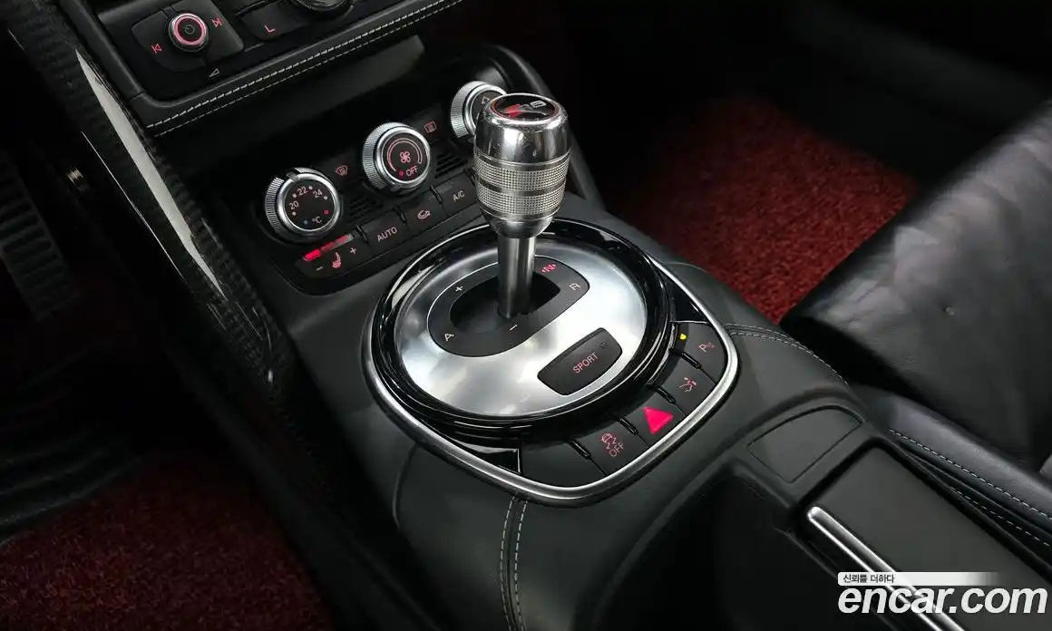 Audi R8 2015 5.2 Автомат в Москве № 159313, фото 7