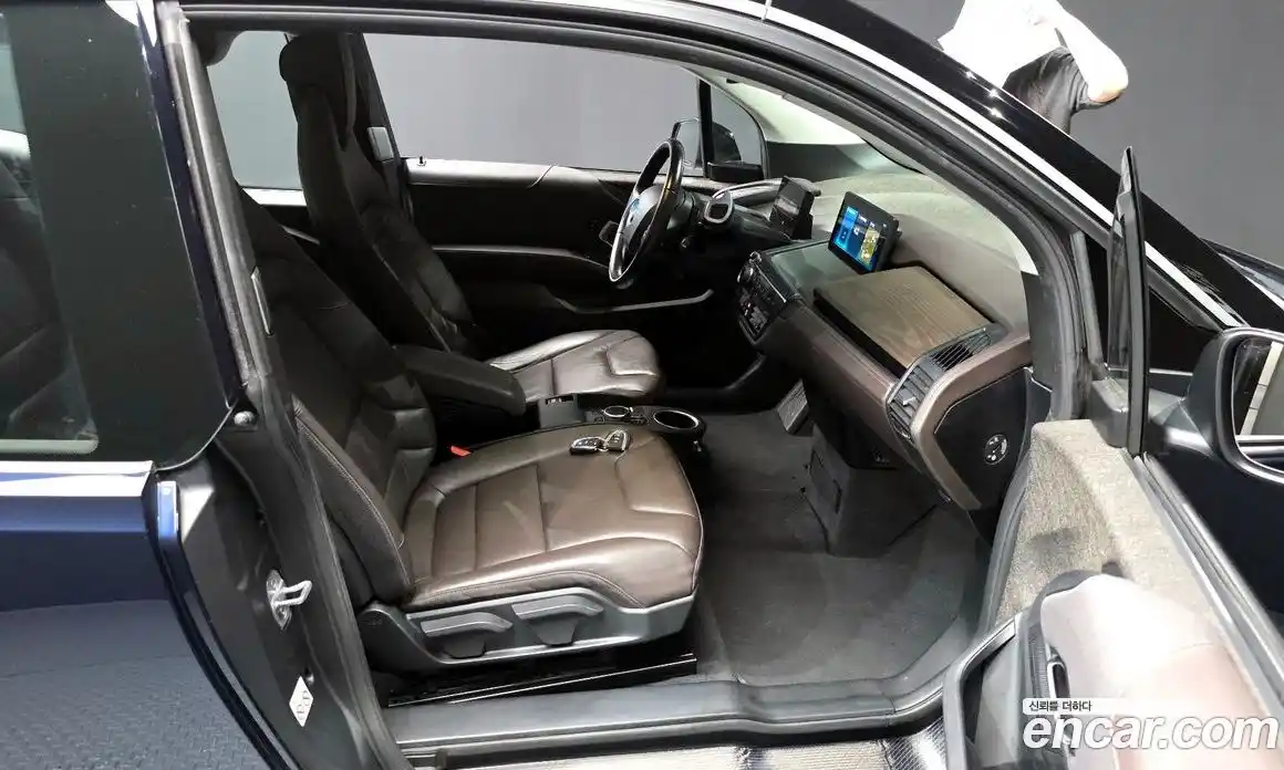 BMW i3 2019 0.1 Автомат в Москве № 159383, фото 11