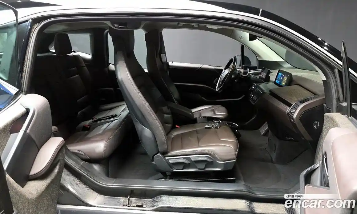 BMW i3 2019 0.1 Автомат в Москве № 159383, фото 12