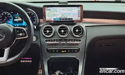 Mercedes-Benz GLC-Class 2022 2.0 Автомат в Москве № 160737, миниатюра 2