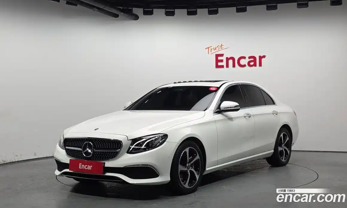 Mercedes-Benz E-Class 2020 2.0 Автомат в Москве № 161533, фото 16