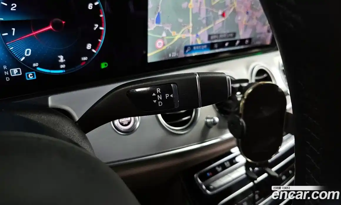 Mercedes-Benz E-Class 2021 2.0 Автомат в Москве № 161975, фото 15