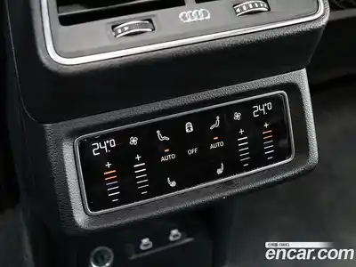 Audi e-tron 2022 Автомат в Москве № 163303, миниатюра 12