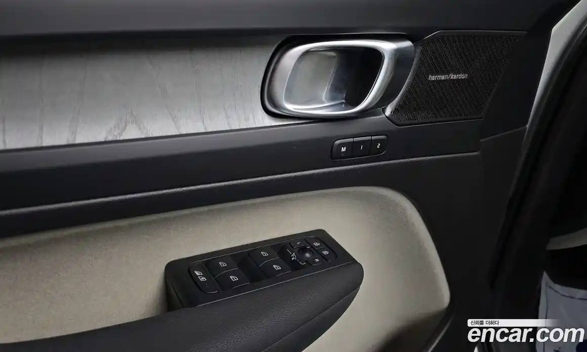 Volvo XC40 2023 2.0 Автомат в Москве № 164247, фото 20