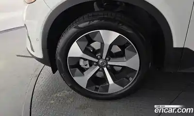 Volvo XC40 2023 2.0 Автомат в Москве № 164247, миниатюра 9