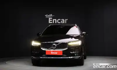 Volvo XC60 2024 2.0 Автомат в Москве № 164371, миниатюра 8