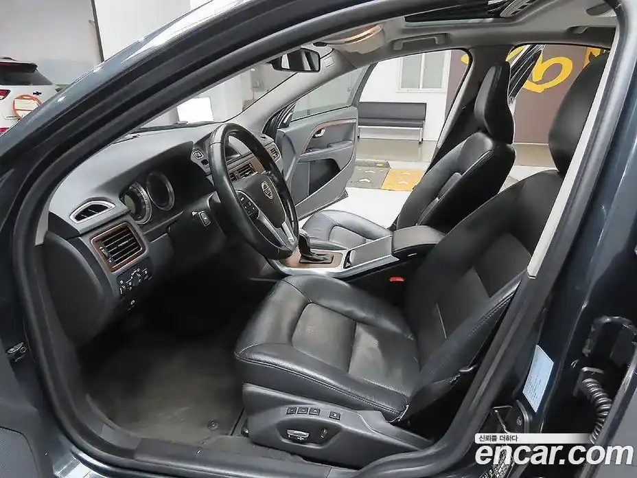 Volvo S80 2013 2.0 Автомат в Москве № 164818, фото 12