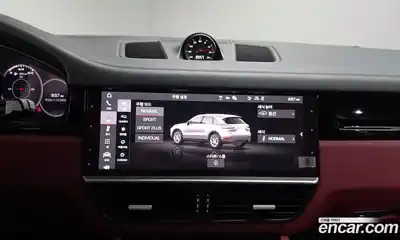 Porsche Cayenne 2021 3.0 Автомат в Москве № 165470, миниатюра 11