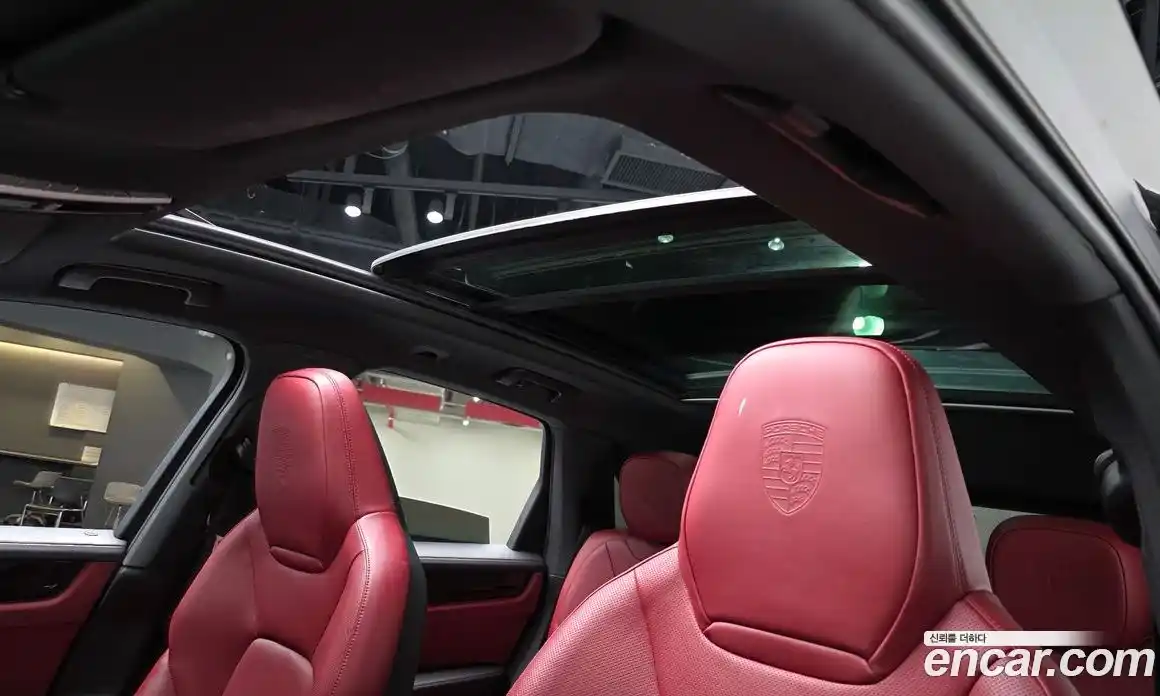 Porsche Cayenne 2021 3.0 Автомат в Москве № 165470, фото 8