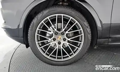 Porsche Cayenne 2021 3.0 Автомат в Москве № 165470, миниатюра 9