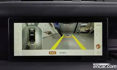 Land Rover Defender, 2024