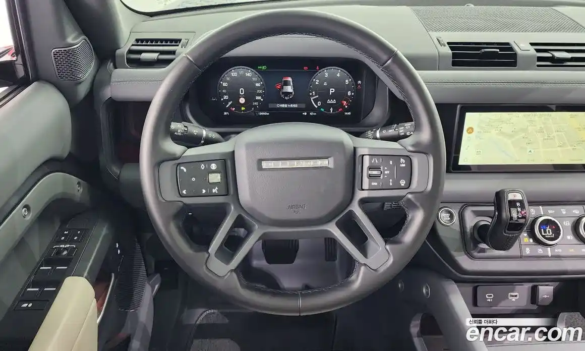 Land Rover Defender 2024 2.0 Автомат в Москве № 166095, фото 11