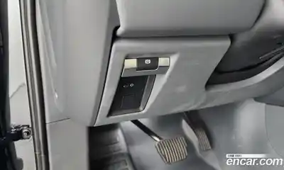 Land Rover Defender 2024 2.0 Автомат в Москве № 166095, миниатюра 12