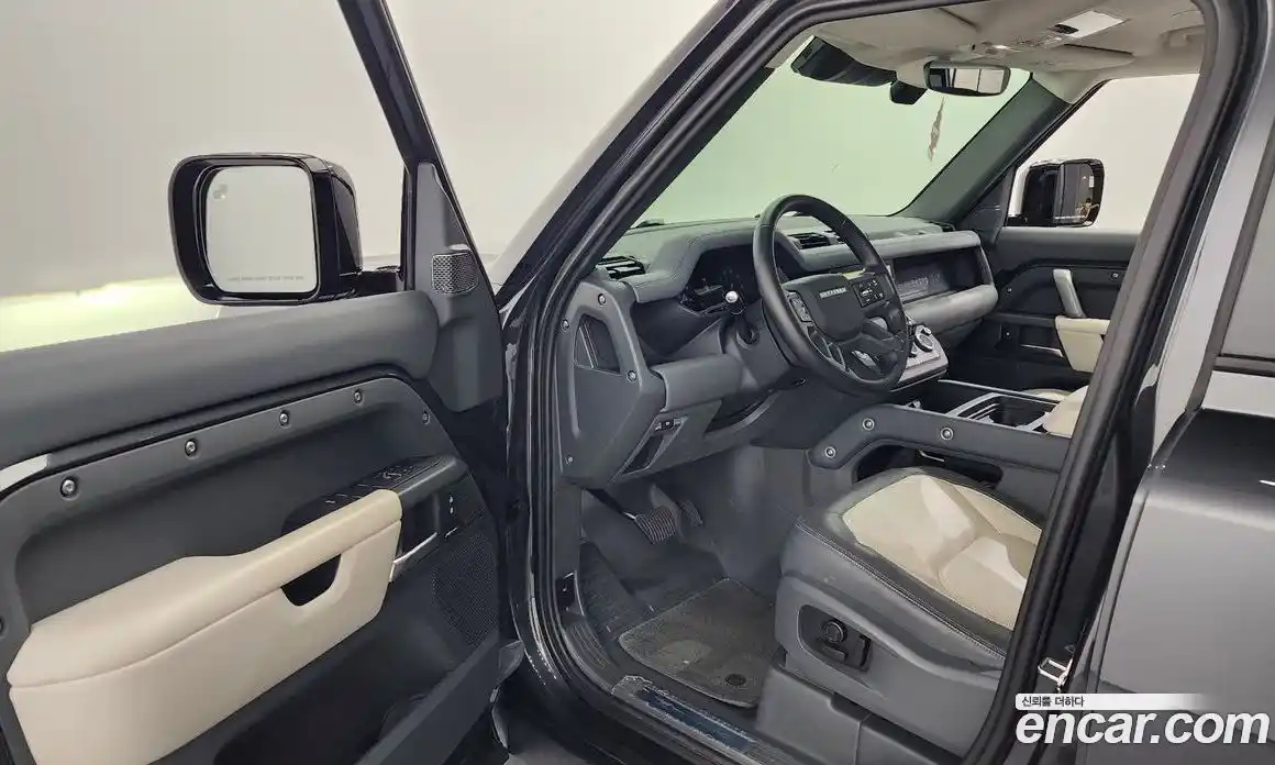 Land Rover Defender 2024 2.0 Автомат в Москве № 166095, фото 14