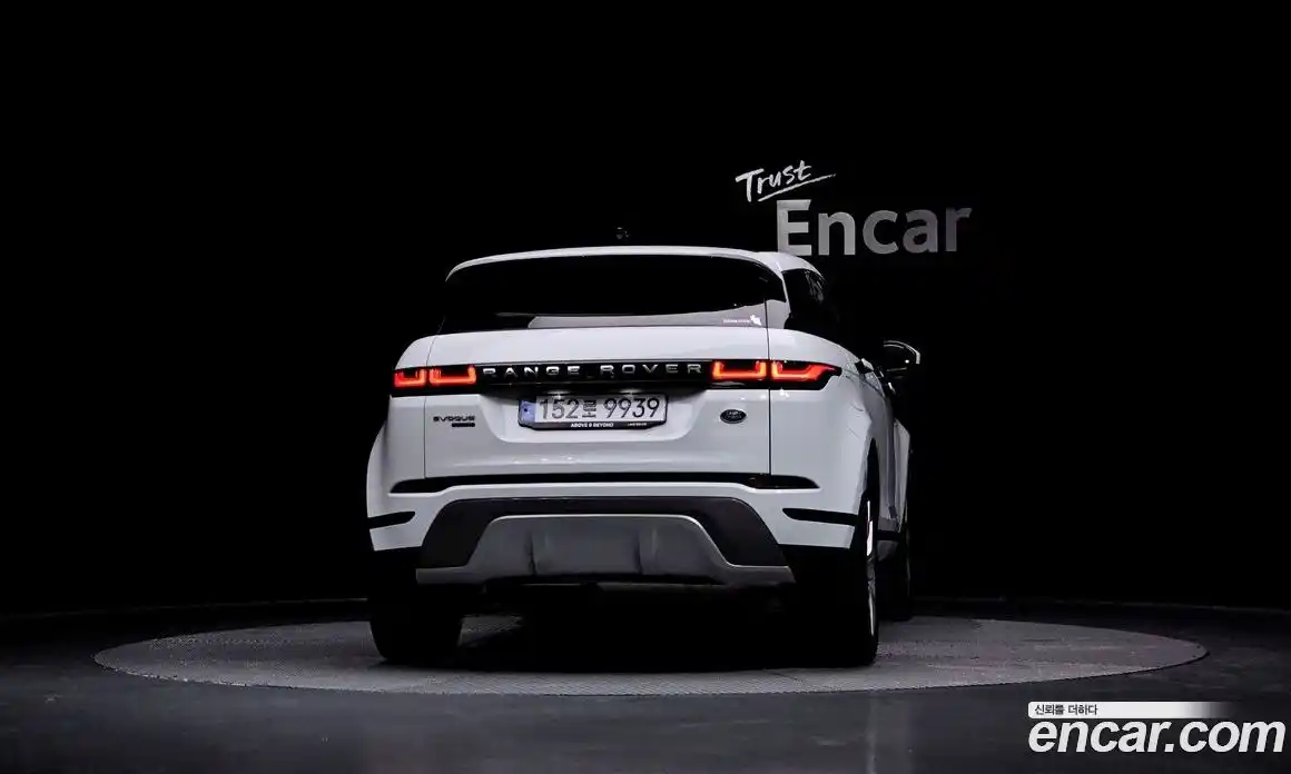 Land Rover Range-Rover Evoque 2020 2.0 Автомат в Москве № 166366, фото 13