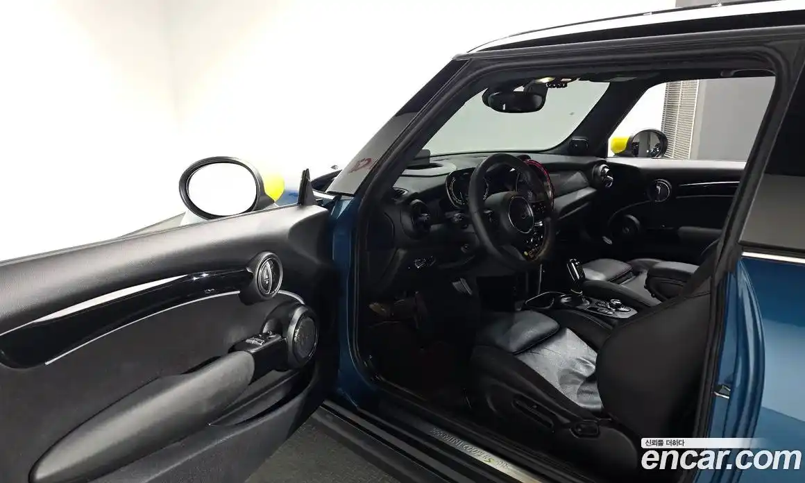 Mini Cooper 2024 Автомат в Москве № 167202, фото 12