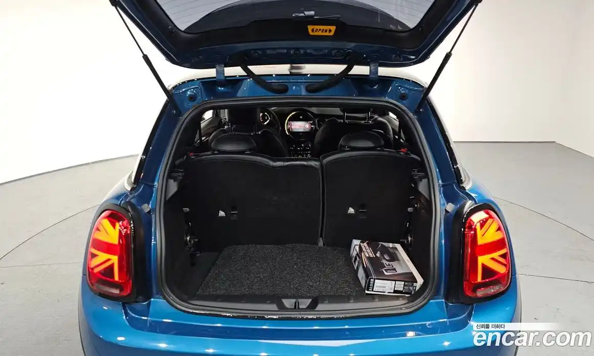 Mini Cooper 2024 Автомат в Москве № 167202, фото 20