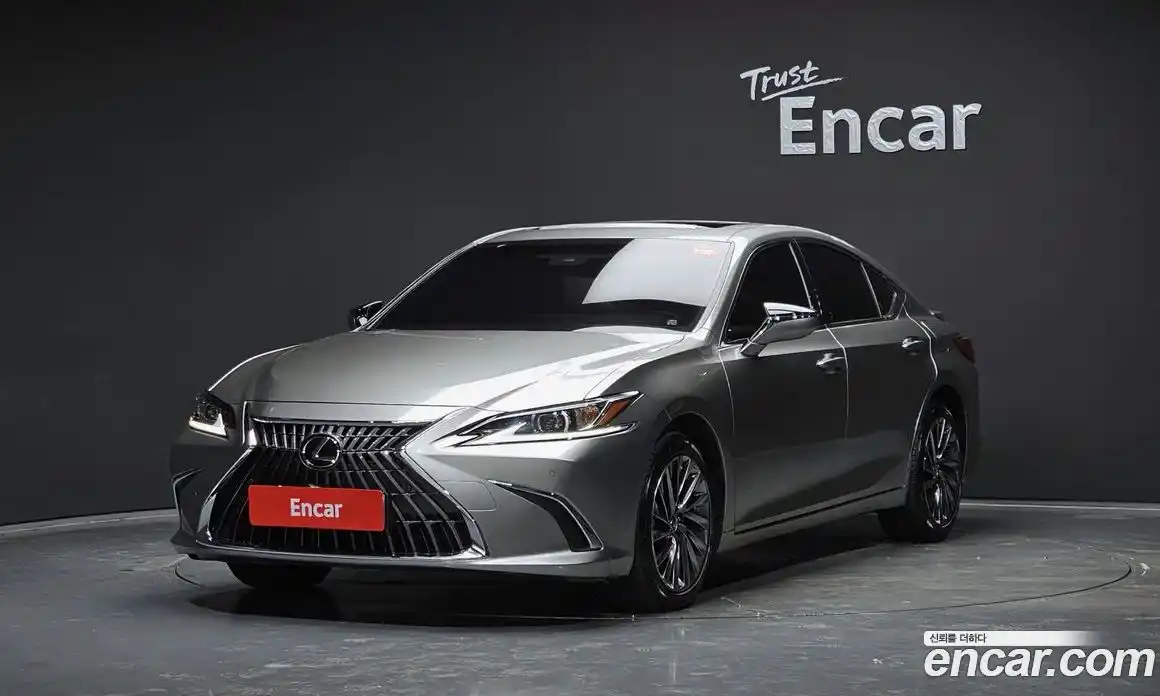 Lexus ES 2025 2.5 Автомат в Москве № 167976, фото 11