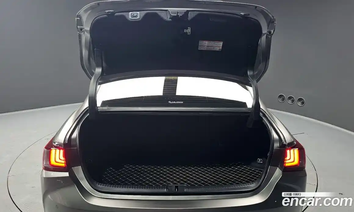 Lexus ES 2025 2.5 Автомат в Москве № 167976, фото 12