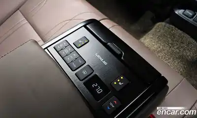 Lexus ES 2025 2.5 Автомат в Москве № 167976, миниатюра 4