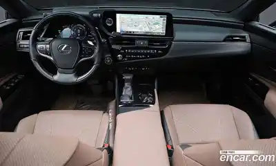 Lexus ES 2025 2.5 Автомат в Москве № 167976, миниатюра 6