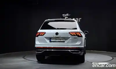 Volkswagen Tiguan 2022 2.0 Автомат в Москве № 168631, миниатюра 4