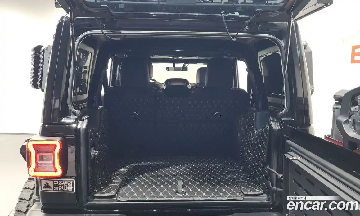 Jeep Wrangler 2023 2.0 Автомат в Москве № 169398, фото 20