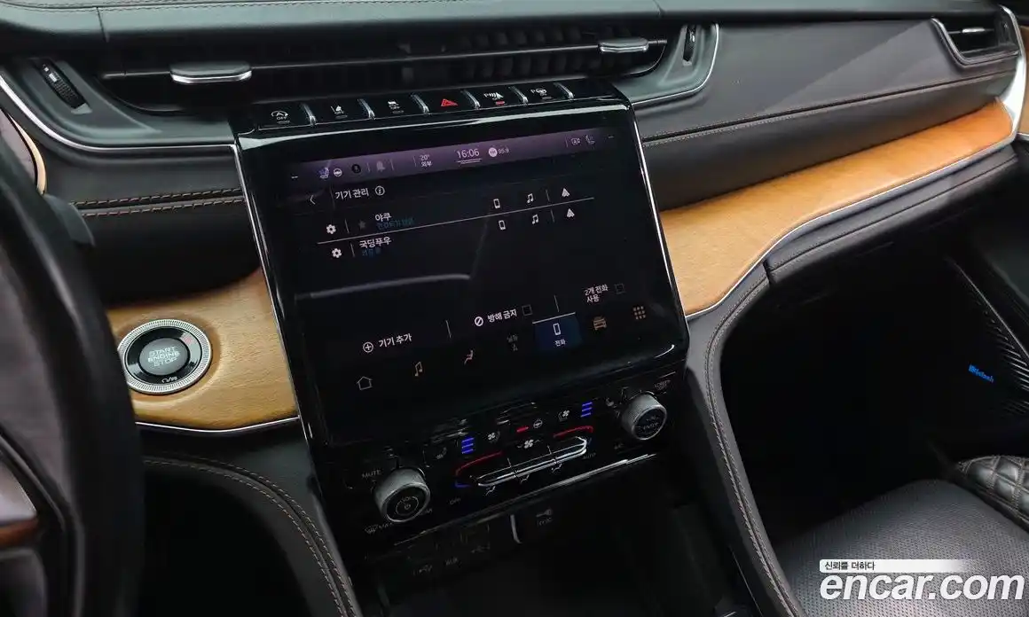 Jeep Cherokee 2021 3.6 Автомат в Москве № 169867, фото 14