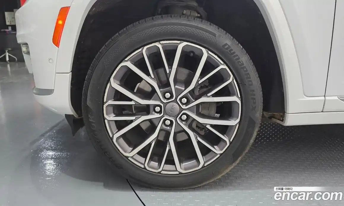 Jeep Cherokee 2021 3.6 Автомат в Москве № 169867, фото 5