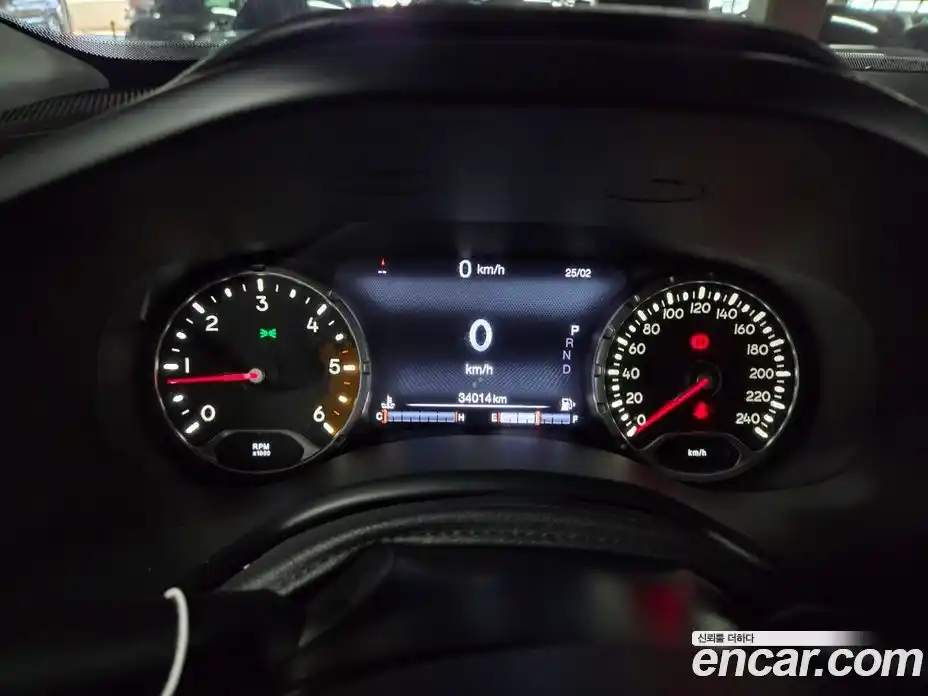 Jeep Renegade 2017 2.0 Автомат в Москве № 169965, фото 11