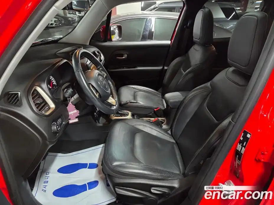 Jeep Renegade 2017 2.0 Автомат в Москве № 169965, фото 15