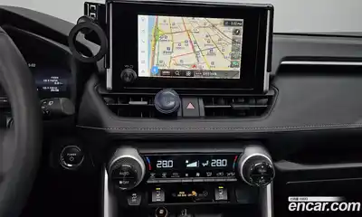 Toyota RAV4 2024 2.5 Автомат в Москве № 170212, миниатюра 7