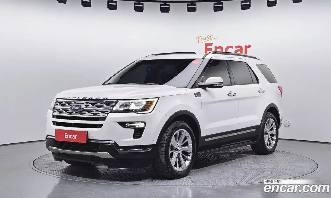 Ford Explorer 2018 2.3 Автомат в Москве № 170967, фото 14