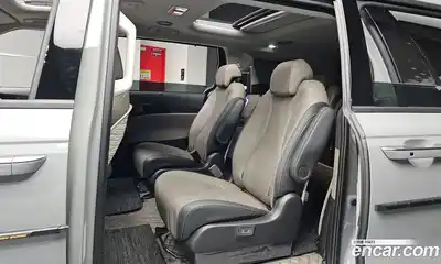 Kia Canival 2025 2.2 Автомат в Москве № 17227, миниатюра 8