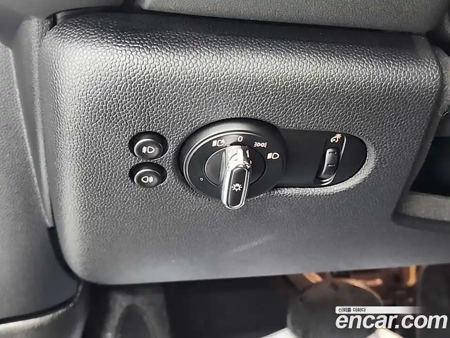 Mini Cooper 2021 1.5 Автомат в Москве № 174173, фото 19