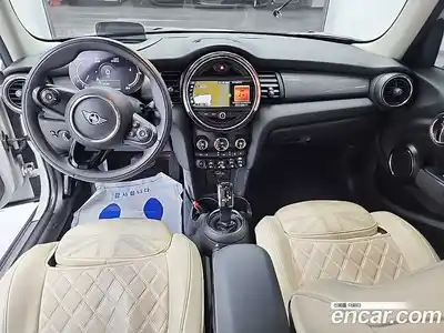 Mini Cooper 2021 1.5 Автомат в Москве № 174173, миниатюра 7