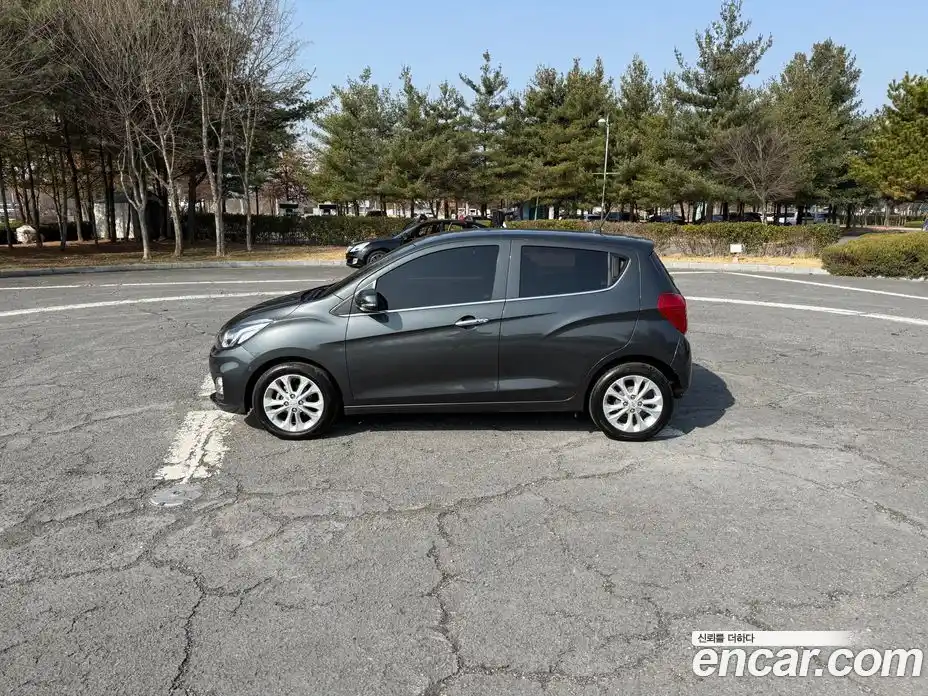 Chevrolet Spark 2020 1.0 Автомат в Москве № 175581, фото 4
