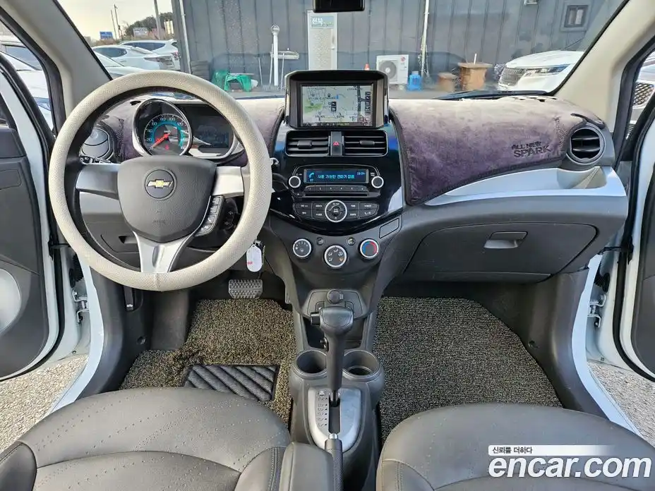 Chevrolet Spark 2014 1.0 Автомат в Москве № 175862, фото 12