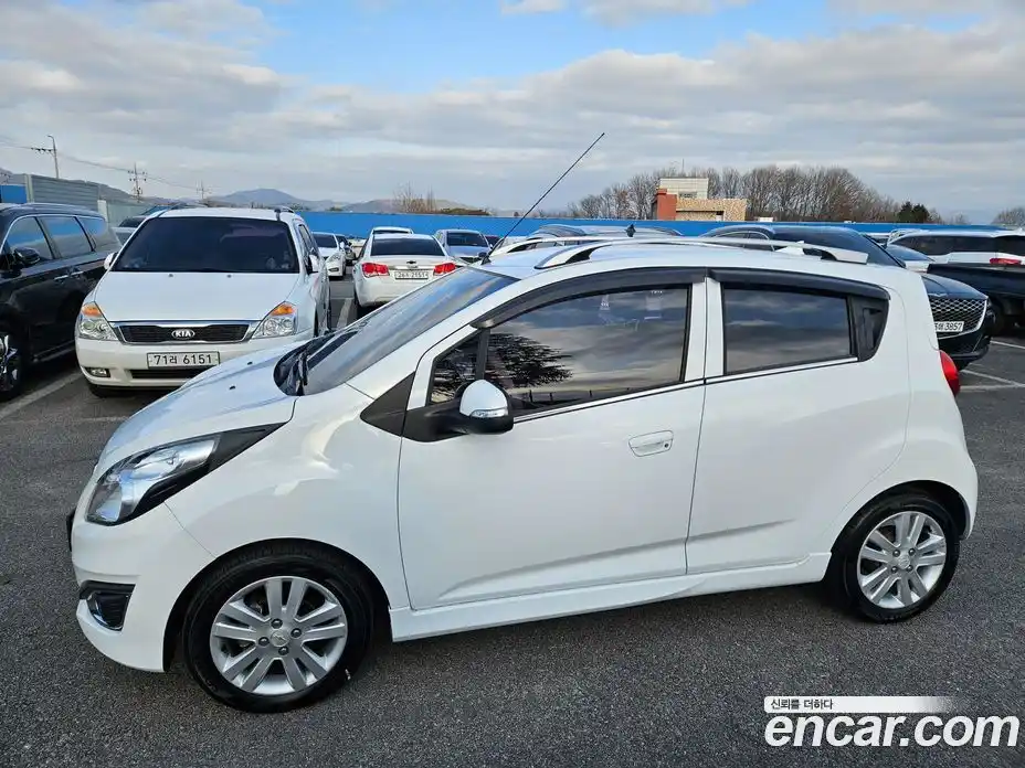 Chevrolet Spark 2014 1.0 Автомат в Москве № 175862, фото 4
