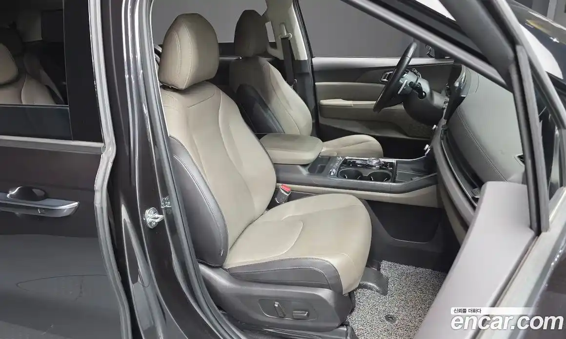 Kia Canival 2024 2.2 Автомат в Москве № 17659, фото 5