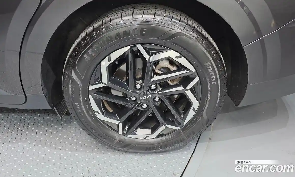 Kia Canival 2024 2.2 Автомат в Москве № 17659, фото 9