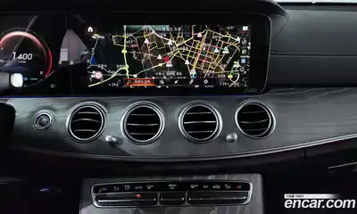 Mercedes-Benz E-Class, 2022