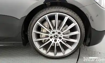 Mercedes-Benz E-Class 2022 2.0 Автомат в Москве № 177920, миниатюра 2