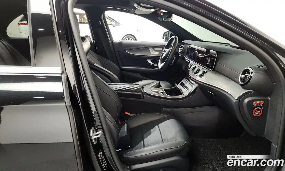 Mercedes-Benz E-Class 2022 2.0 Автомат в Москве № 177920, фото 5