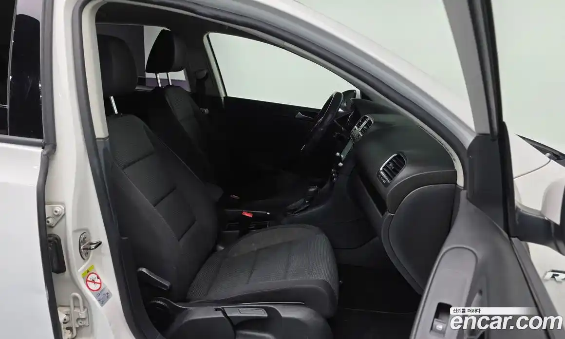 Volkswagen Golf 2013 1.6 Автомат в Москве № 178452, фото 11