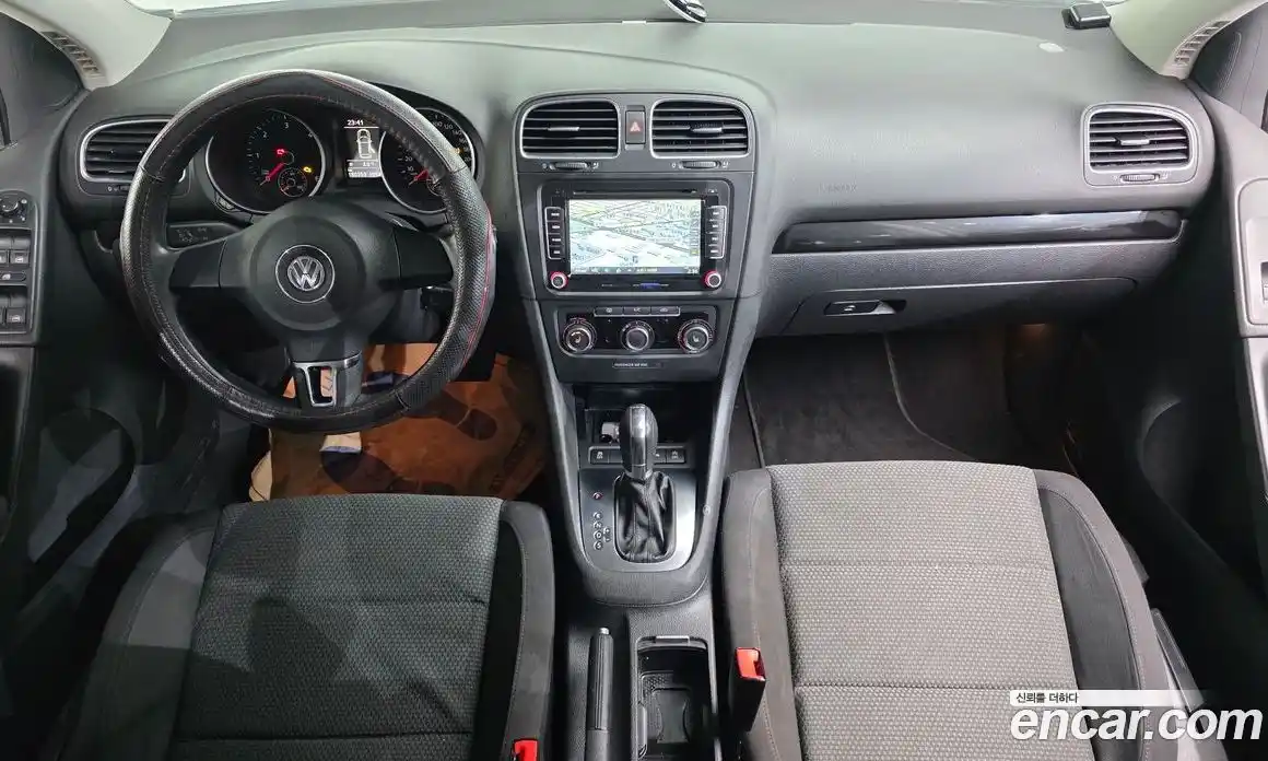 Volkswagen Golf 2013 1.6 Автомат в Москве № 178452, фото 7