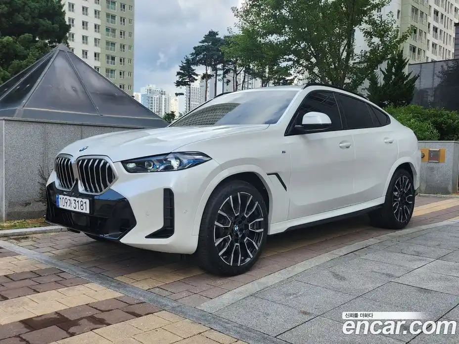 BMW X6 2025 3.0 Автомат в Москве № 186726, фото 3