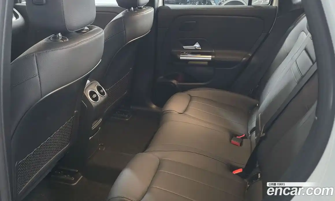 Mercedes-Benz EQA 2025 0.2 Автомат в Москве № 193565, фото 10