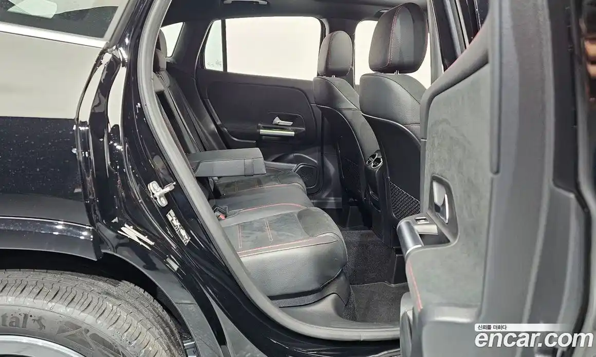 Mercedes-Benz GLA-Class 2025 2.0 Автомат в Москве № 193581, фото 12